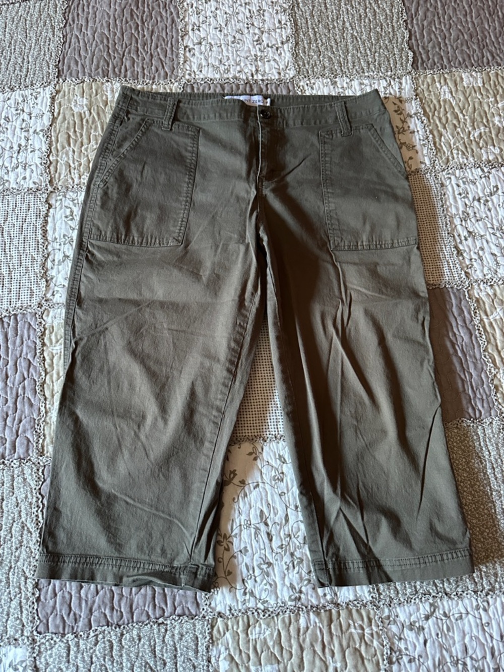 Women’s Point Zero Khaki Capri Pants Size 11